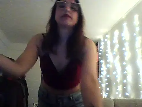 Snapshot of MelissaVicuna chatting on 8, 10, 2025 MelissaVicuna online show from 8, 10, 2025