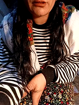 ezgi2545 online show from 17, 4, 2026