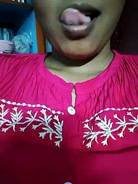 Snapshot of srav43 chatting on 26, 11, 2025 srav43 online show from 26, 11, 2025