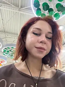 Snapshot of RosieSecret chatting on 20, 10, 2025 RosieSecret online show from 20, 10, 2025