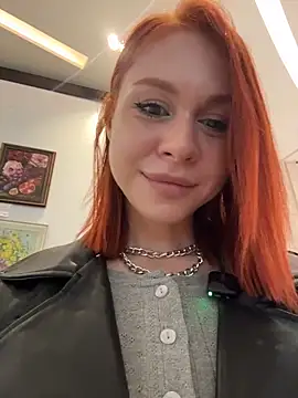 Snapshot of RosieSecret chatting on 10, 5, 2026 RosieSecret online show from 10, 5, 2026