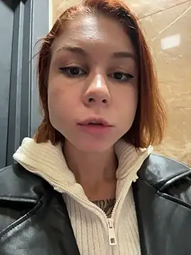 Snapshot of RosieSecret chatting on 1, 11, 2025 RosieSecret online show from 1, 11, 2025