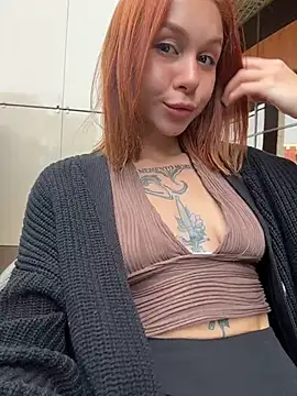 Snapshot of RosieSecret chatting on 1, 6, 2026 RosieSecret online show from 1, 6, 2026