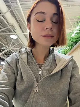 Snapshot of RosieSecret chatting on 2, 11, 2025 RosieSecret online show from 2, 11, 2025