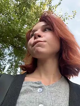 Snapshot of RosieSecret chatting on 18, 10, 2025 RosieSecret online show from 18, 10, 2025