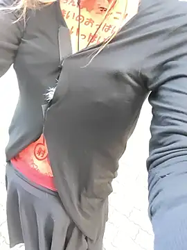 pink-mai online show from 29, 11, 2025