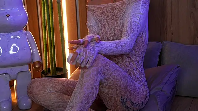 EllyLynn online show from 18, 4, 2026