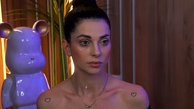 EllyLynn online show from 20, 4, 2026