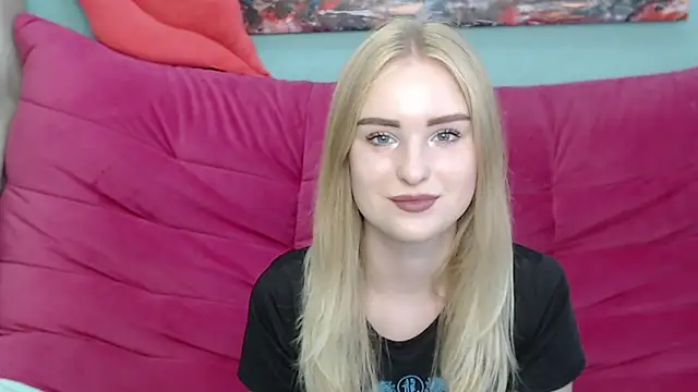 Snapshot of SofySofty chatting on 21, 9, 2025 SofySofty online show from 21, 9, 2025