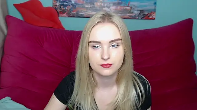 Snapshot of SofySofty chatting on 9, 10, 2025 SofySofty online show from 9, 10, 2025
