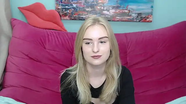 Snapshot of SofySofty chatting on 27, 9, 2025 SofySofty online show from 27, 9, 2025