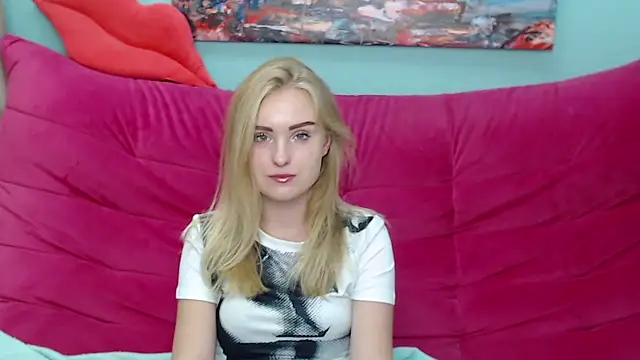 Snapshot of SofySofty chatting on 2, 10, 2025 SofySofty online show from 2, 10, 2025
