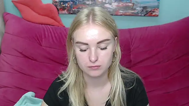 Snapshot of SofySofty chatting on 28, 9, 2025 SofySofty online show from 28, 9, 2025