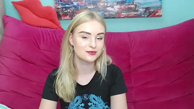 Snapshot of SofySofty chatting on 18, 9, 2025 SofySofty online show from 18, 9, 2025