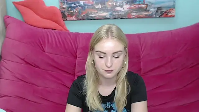 Snapshot of SofySofty chatting on 21, 9, 2025 SofySofty online show from 21, 9, 2025