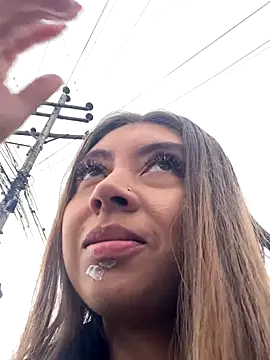 Sara-cooper2 online show from 28, 11, 2025