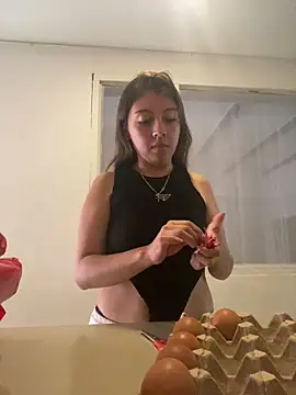 Sara-cooper2 online show from 8, 3, 2026