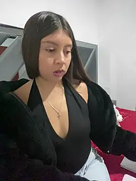 Snapshot of Sara-cooper2 chatting on 4, 7, 2026 Sara-cooper2 online show from 4, 7, 2026