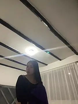 Sara-cooper2 online show from 14, 5, 2026