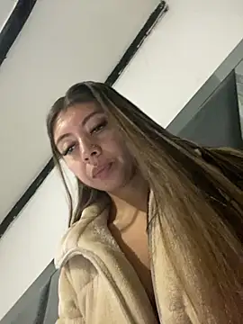 Sara-cooper2 online show from 30, 11, 2025