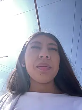 Sara-cooper2 online show from 10, 2, 2026