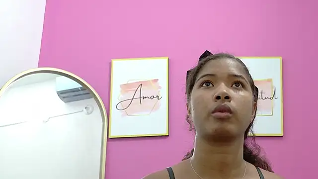 Snapshot of shyblacksweetiee chatting on 24, 3, 2026 shyblacksweetiee online show from 24, 3, 2026