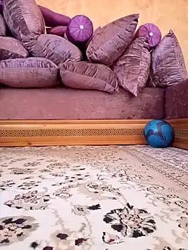 armanisexy online show from 14, 9, 2025