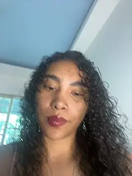 Snapshot of SophieD chatting on 27, 4, 2026 SophieD online show from 27, 4, 2026
