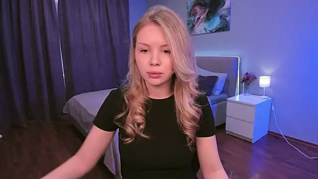 Snapshot of AdalineLove chatting on 10, 10, 2025 AdalineLove online show from 10, 10, 2025