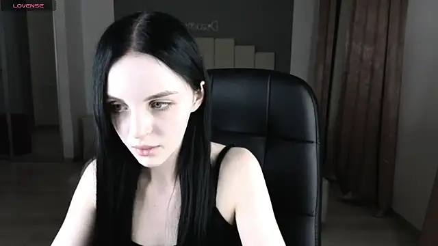 KRIS OVA online show from 8, 9, 2025