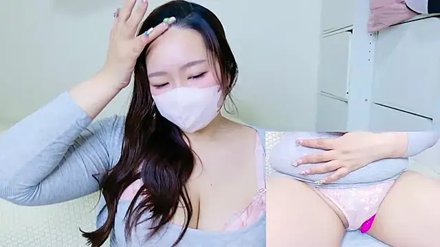 manami Hcup online show from 25, 5, 2026