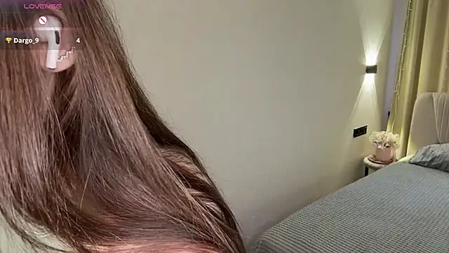 NguyetHankey online show from 3, 4, 2026