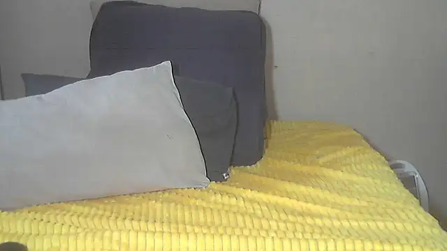 Snapshot of AnnabigpussyXO chatting on 14, 11, 2025 AnnabigpussyXO online show from 14, 11, 2025