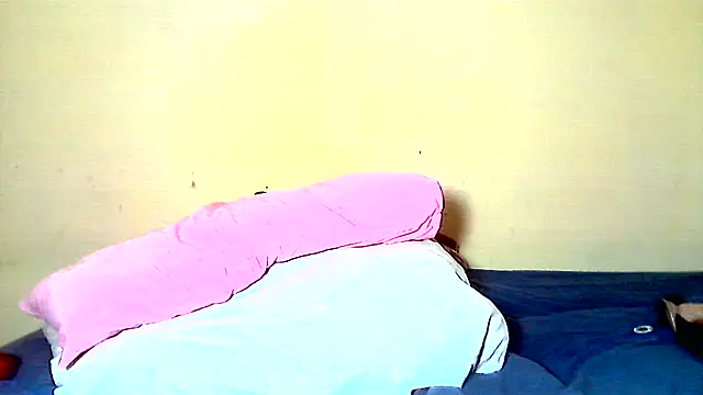Snapshot of AnnabigpussyXO chatting on 11, 5, 2026 AnnabigpussyXO online show from 11, 5, 2026