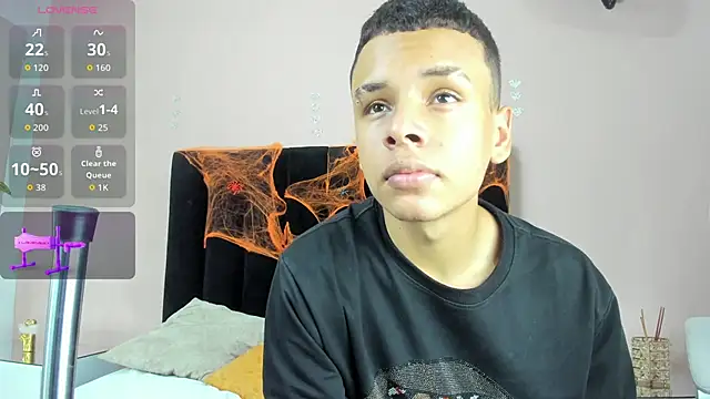 Xavier fox  online show from 3, 10, 2025