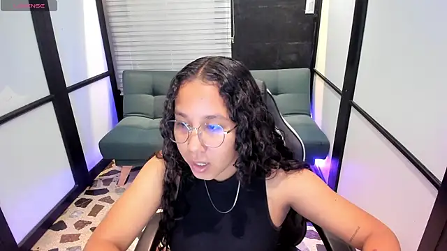 Noahsmitth  online show from 30, 9, 2025
