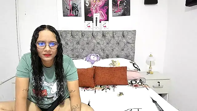 Snapshot of nay_and_aleja1 chatting on 27, 6, 2026 nay and aleja1 online show from 27, 6, 2026