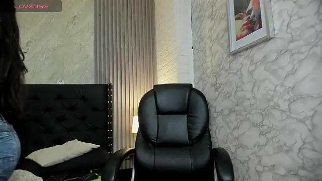 alicy  torres online show from 21, 10, 2025