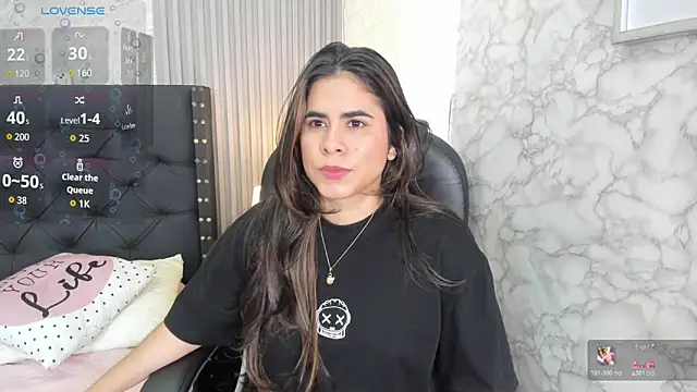 alicy  torres online show from 14, 4, 2026