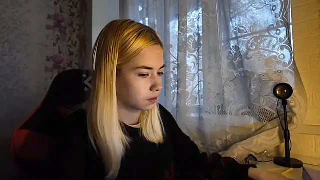 Witching Moon online show from 11, 11, 2025