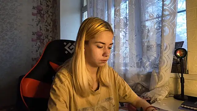 Witching Moon online show from 12, 11, 2025