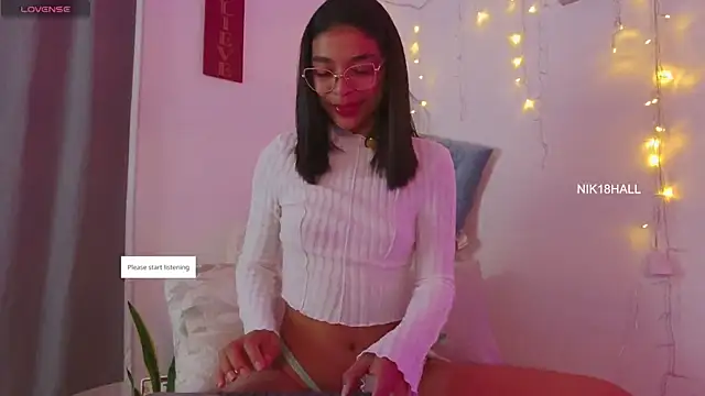 Nicolle swt online show from 9, 6, 2026