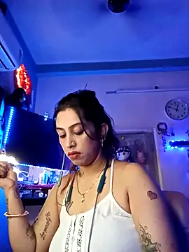 Love Beauty01 online show from 27, 2, 2026