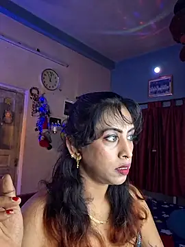 Snapshot of Love_Beauty01 chatting on 26, 5, 2026 Love Beauty01 online show from 26, 5, 2026