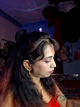 Love Beauty01 online show from 15, 7, 2026