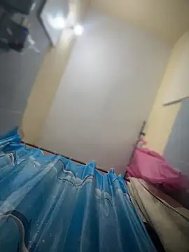 AlphaMasterXxx online show from 2, 11, 2025