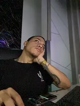 AlphaMasterXxx online show from 8, 11, 2025