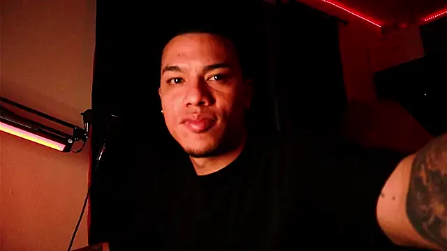 AlphaMasterXxx online show from 9, 10, 2025