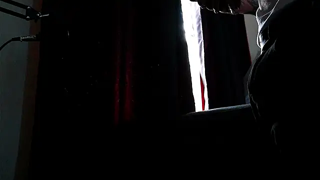 AlphaMasterXxx online show from 23, 10, 2025