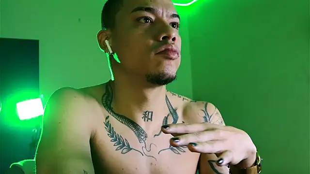 AlphaMasterXxx online show from 22, 11, 2025